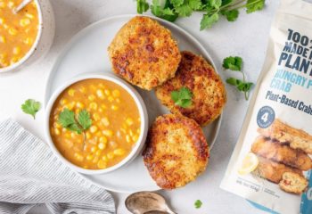 ...made with Hungry Planet Crab™ Plant-Based Crab Cakes